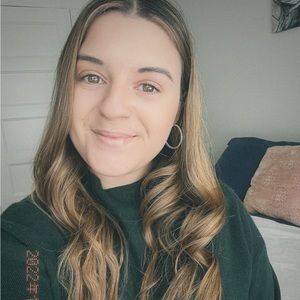 Meet your Posher, Jenny